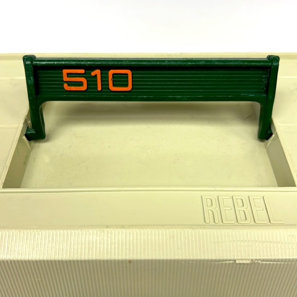 Vintage REBEL 510 retro fishing tackle box - Picture 3 of 8